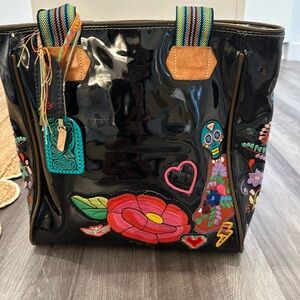 Consuls black patent tote